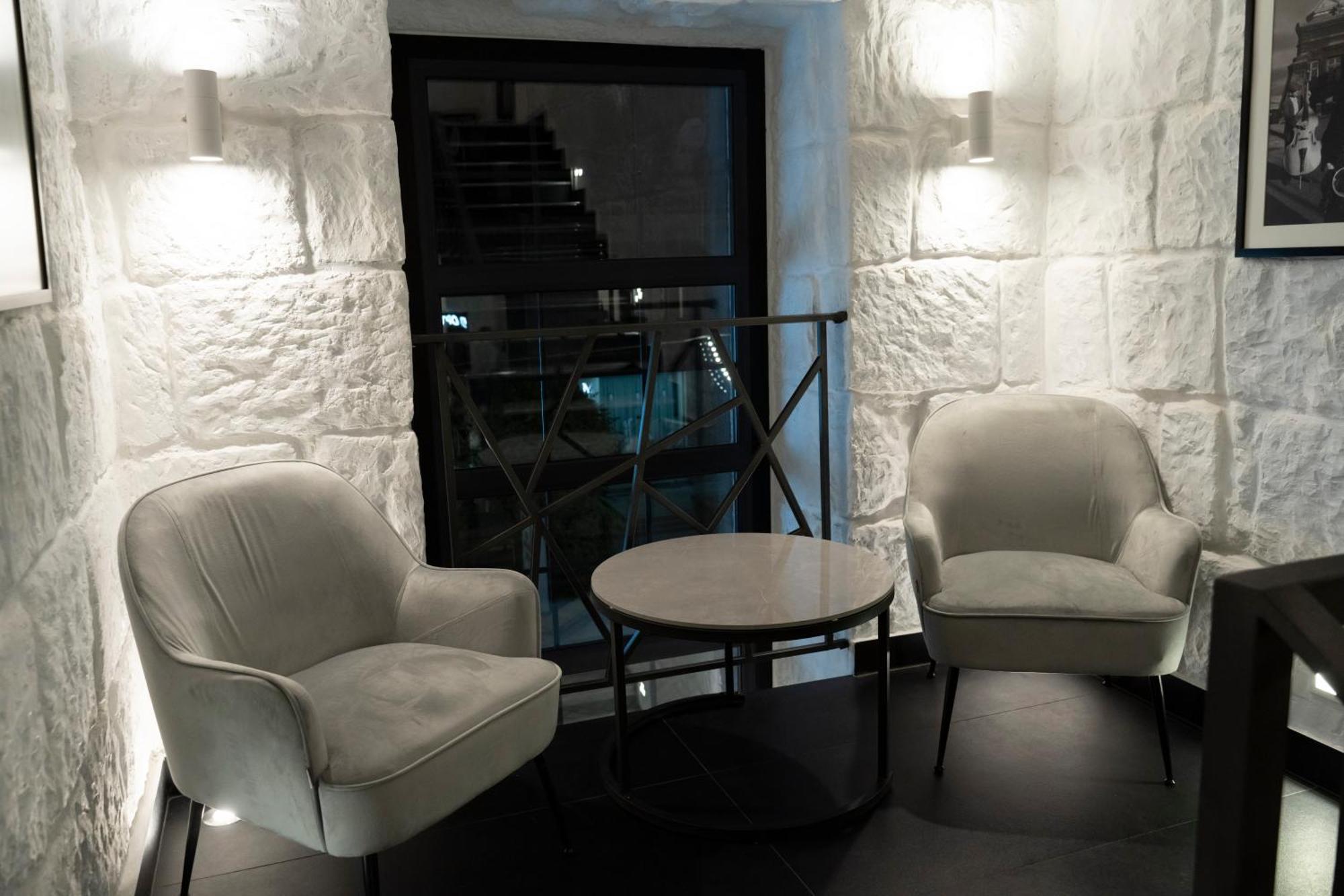 Jazz Hotel Гюмри Екстериор снимка
