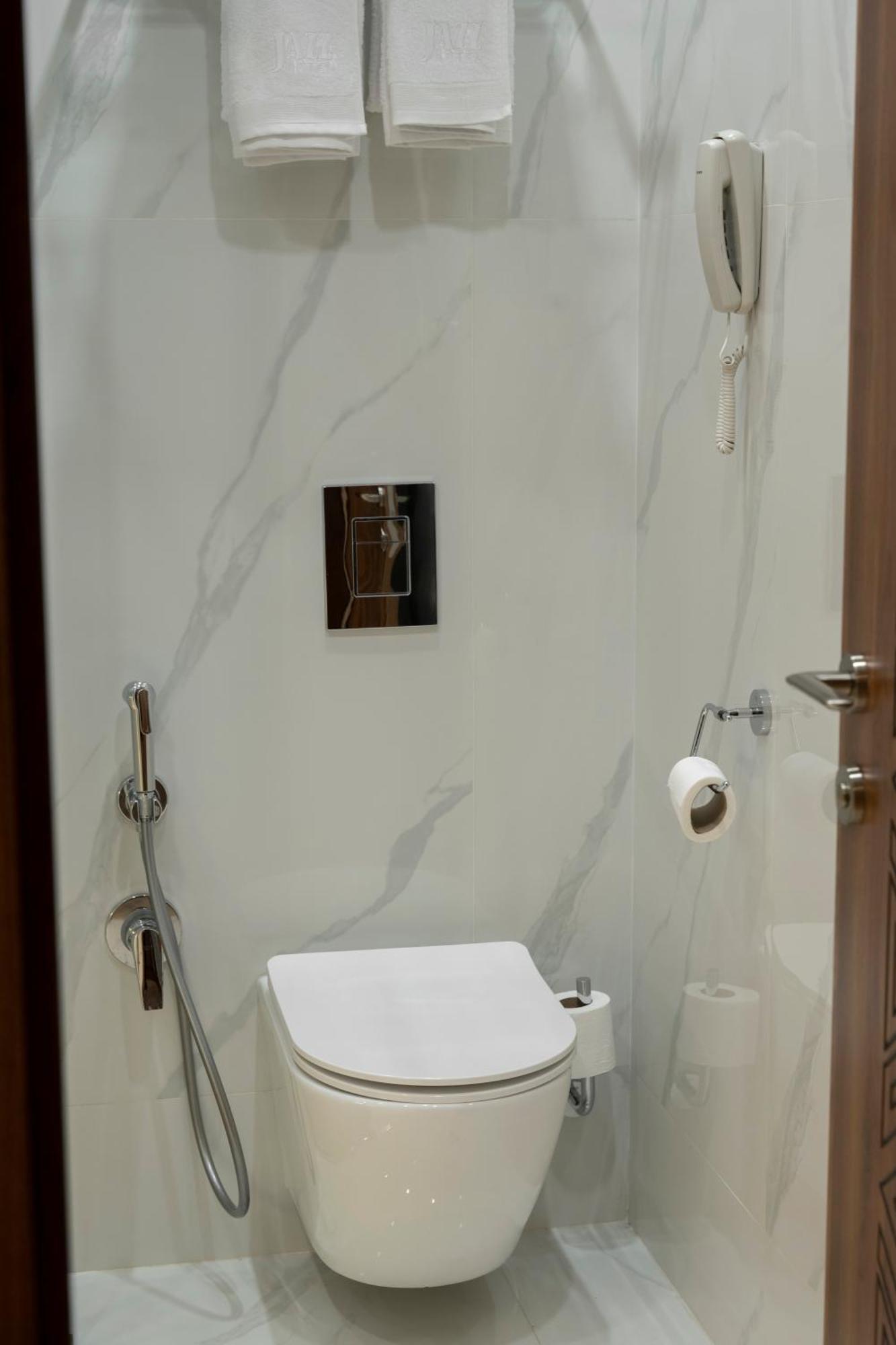 Jazz Hotel Гюмри Екстериор снимка