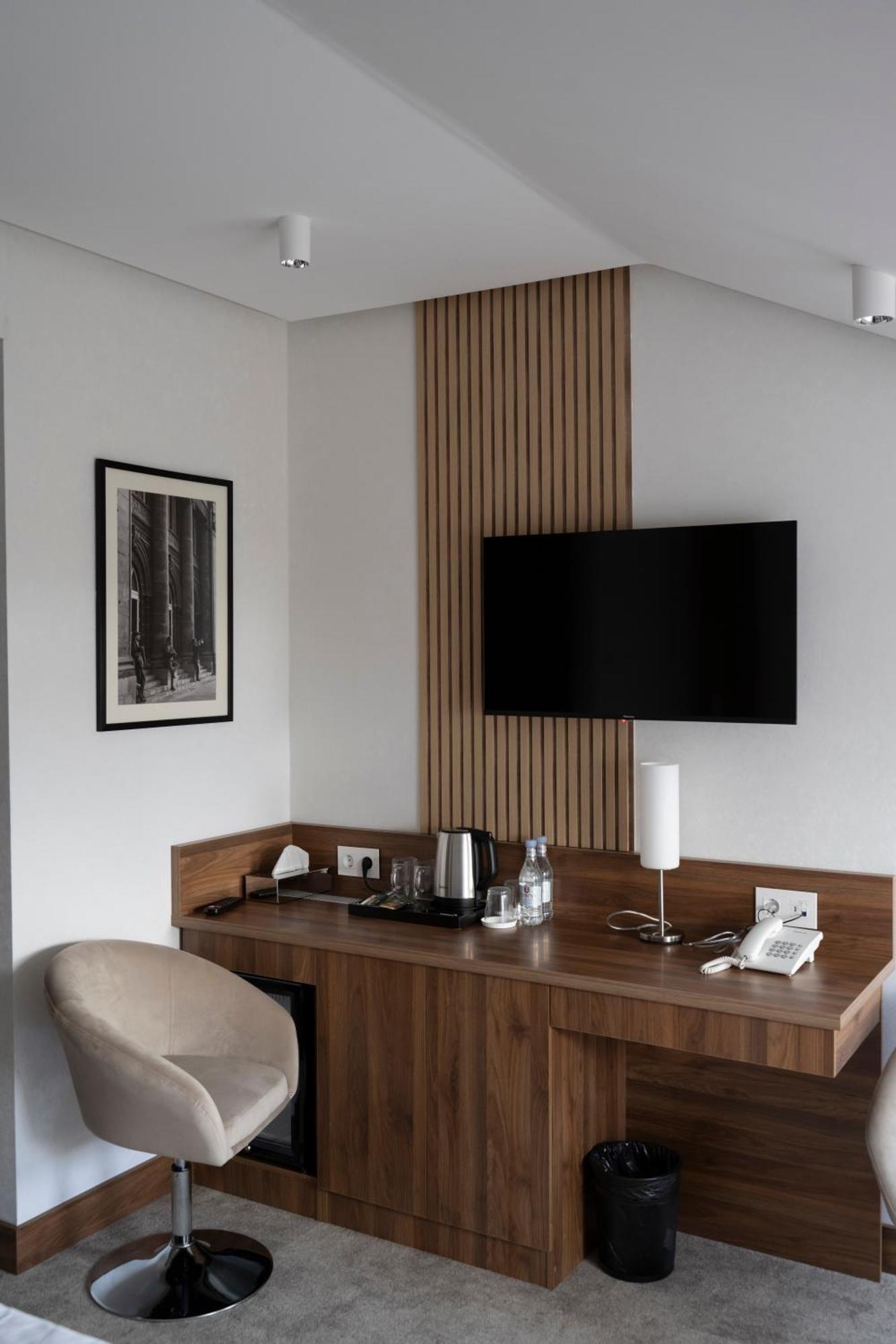 Jazz Hotel Гюмри Екстериор снимка